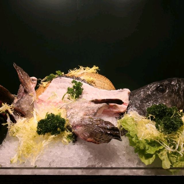 澳門最豪華自助餐：自助山