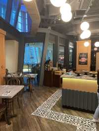 半自助晚餐$218起 任食多款沙律頭盤/海鮮/甜品