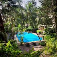 Five-star hotel with Balinese-inspired pool!