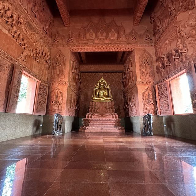 พระอุโบสถสีแดงแห่งเดียวบนเกาะสมุย 7