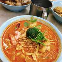 沙巴🇲🇾馬來西亞😋必吃的叻沙麵📍怡豐茶室Yee Fung Laksa Laksa Yee Fung