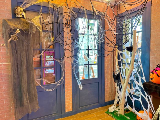 【 2023 新竹景點 】六福村 遊樂園 笑傲飛鷹 墓碑鎮 萬聖節🎃 