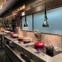 有 Kids Area 嘅自己餐廳，仲有超多款美食