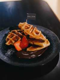 【#觀塘美食：意想不到嘅工廈cafe✨】