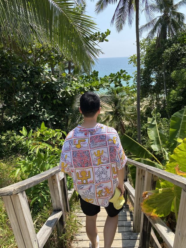 พิกัดลับจุดถ่ายรูปภูเก็ต 📸 สะพานไม้หาดในทอน