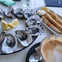 Beautiful and Fresh oyster for my afternoon tea