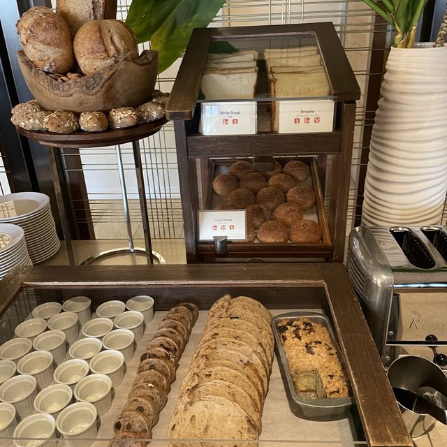 【沖縄県】ハレクラニ沖縄の朝食は待ち時間必須！