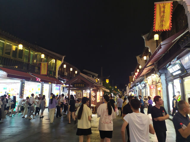杭州夜市-必訪 ♡河坊街&南宋御街♡2個步行街