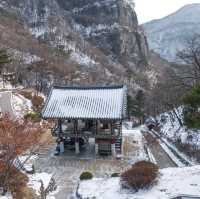 Cheongnyang-sa Temple in Winter Season 