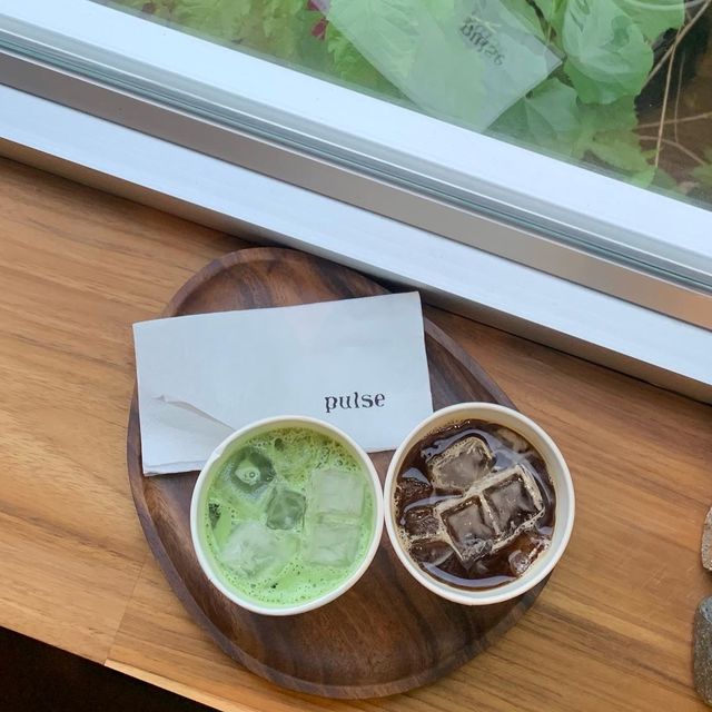 pulse คาเฟ่ย่านพระอาทิตย์ 