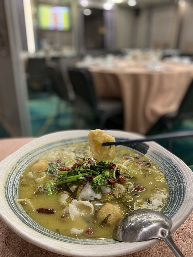 精緻小菜 大推冰鎮咕嚕肉@盈館