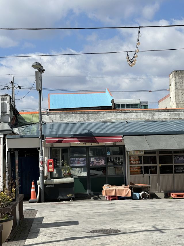 트렌디한 카페와 인디상점, 🌞 재래시장이 조화를 이루는 광주 시장 여행지