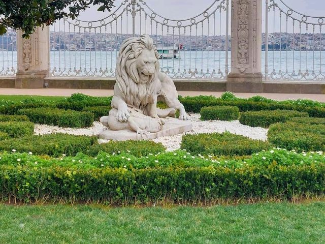 Dolmabahçe Palace