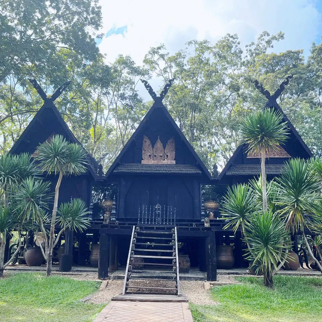 Baan Dam Black House Museum @ Chiang Rai 🇹🇭