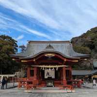 「鎌倉景點：鶴岡八幡宮，感受傳統與寧謐」