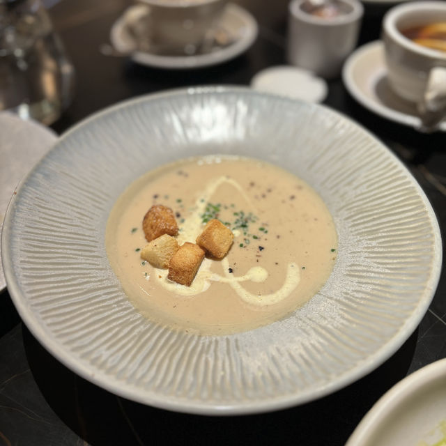 銅鑼灣廣場二期·The Grill Room西式扒房🥩浪漫舒適💕