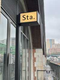【東京/神田】昔に万世橋駅があった煉瓦造りの高架下を作り変えたお店 『Sta.神田店』