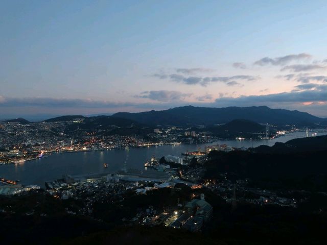 🌏環遊世界🌐狂風冷凍仍堅持•長崎稻佐山