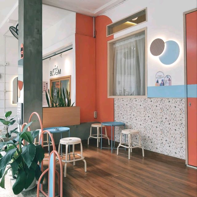 THERE'S A CUTE DESSERT CAFE IN BSD