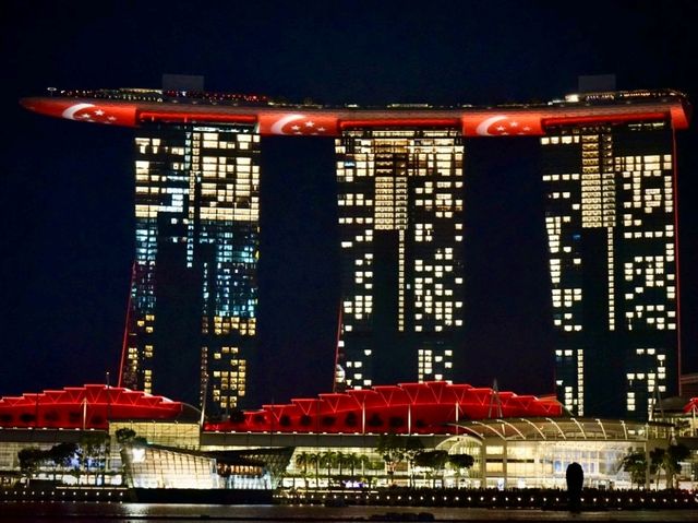 พามาเล่นชมวิว ถ่ายรูป Merlion Park
