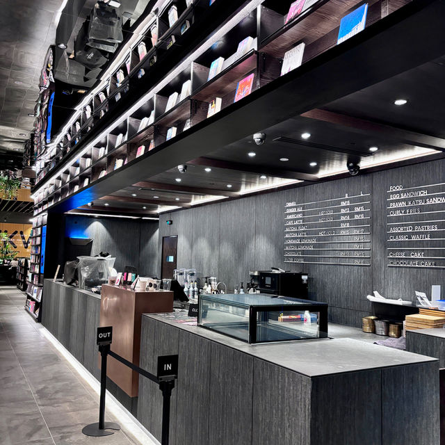 Tsutaya Bookstore at Pavilion Bukit Jalil: A Haven for Book Lovers