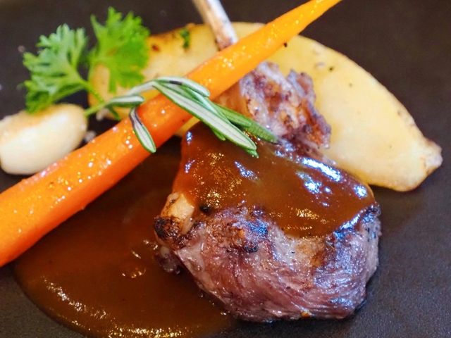 บุฟเฟ่ต์แบบ Fine dining เสิร์ฟฉ่ำ ไม่อั้น !!