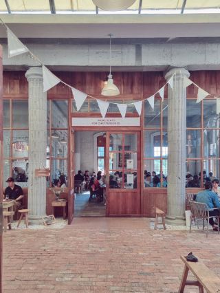 Uijeongbu's Hottest Cafe
