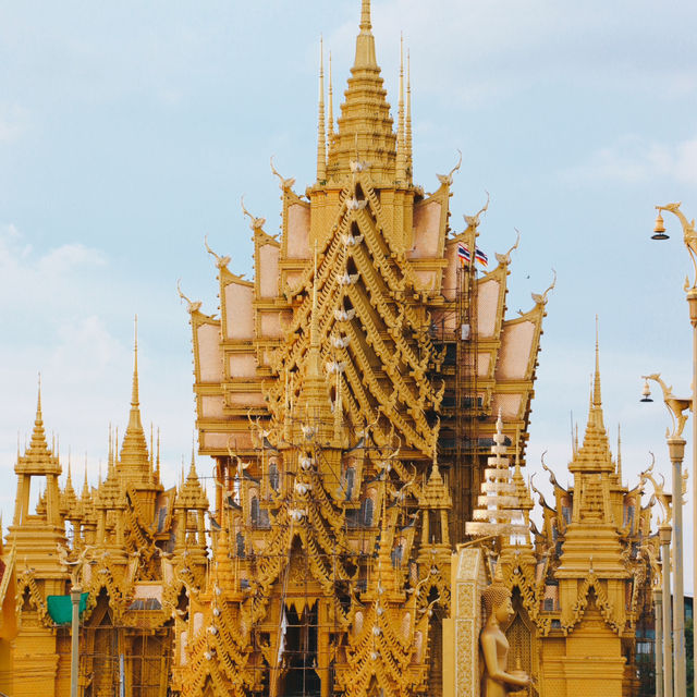 วัดจันทร์ตะวันตก จ.พิษณุโลก