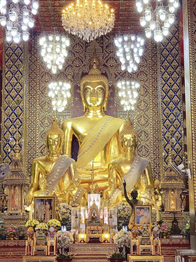 เทศกาลโคมแสนดวงที่เมืองลำพูน