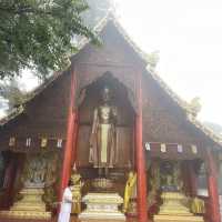 ไหว้พระขอพรที่วัดพระธาตุดอยสุเทพ