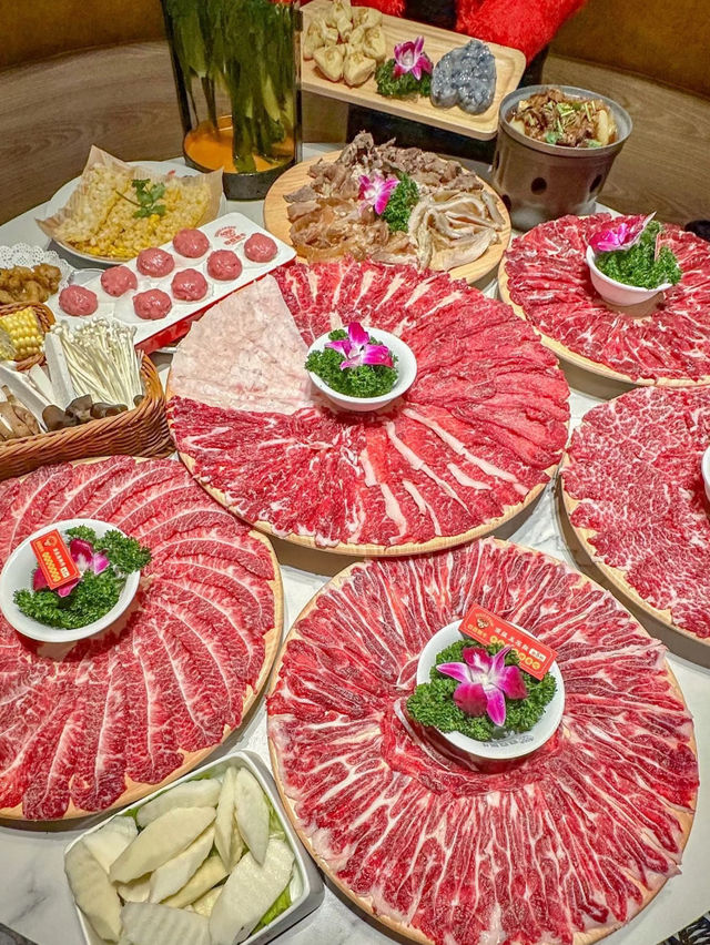 深圳·喜喜贊牛潮汕牛肉火鍋