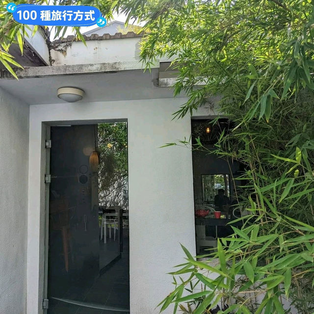 打開白色小屋的紅色大門，台南設計師旅店：8又二分之一