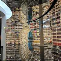 充滿科幻的書店