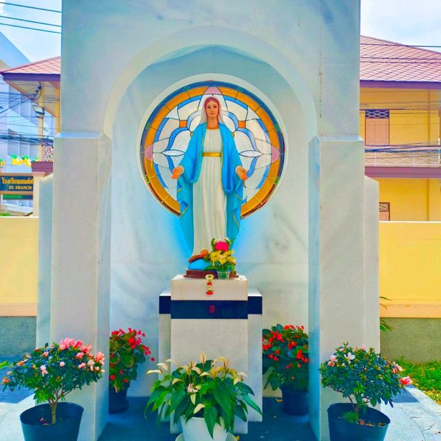 Saint Francis Xavier สามเสน