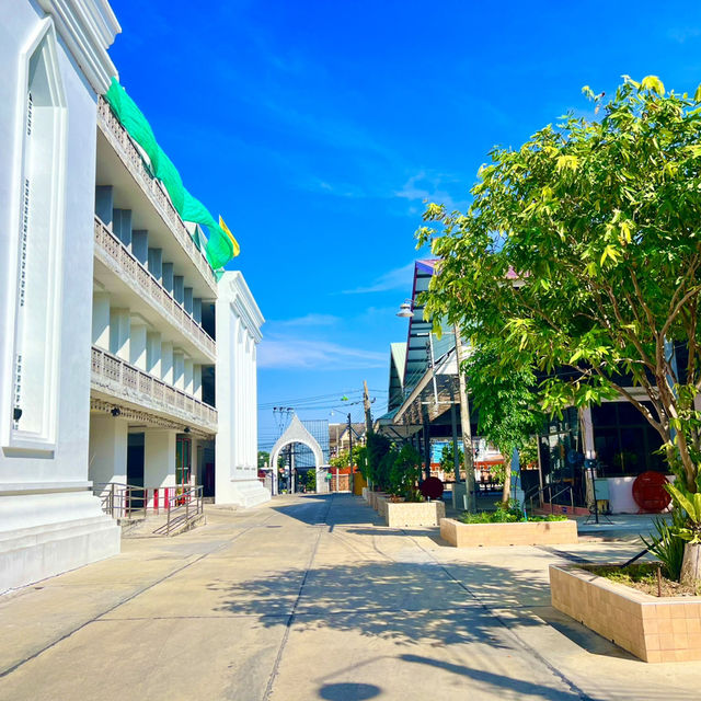 สักการะท้าวเวสสุวรรณ วัดบุญศรีมุนีกรณ์