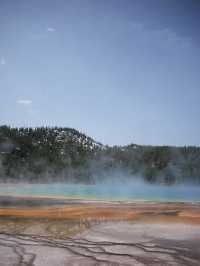 Yellowstone: Where Winter Laughs at Your Thermals!