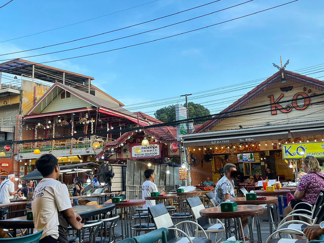 ตลาดโต้รุ่งหัวหิน จุดเช็คอินสุดชิลที่ห้ามพลาด! 🌙
