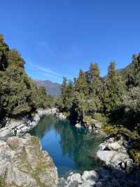 Hokitika Gorge: A Hidden Oasis of Turquoise Beauty and Wild Nature