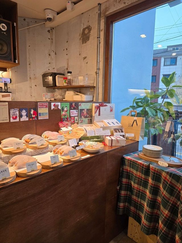 예쁘고 맛있는 딸기디저트가 있는 거제카페🍓