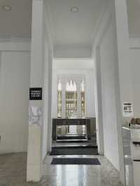 Modern design representing the Islamic architectural element