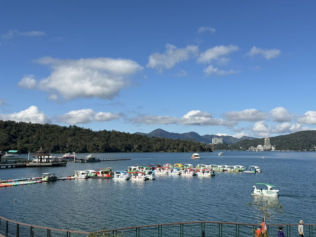 吸收日月精華的日月潭