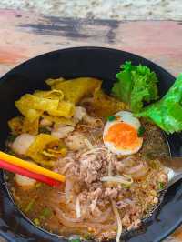 ก๋วยเตี๋ยวห้อยขา | รักษ์คันนา 