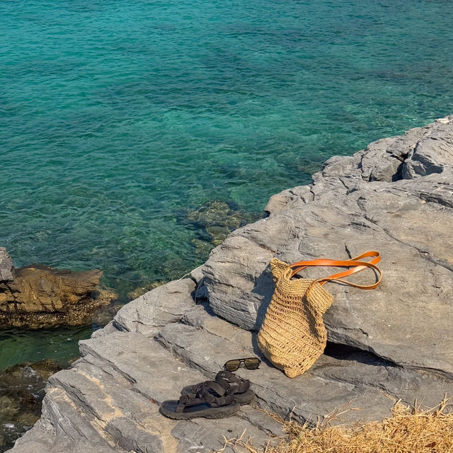 เกาะสีชัง ช่วงนี้น้ำใส ทะเลสวยมากๆ 🌊🏝️🩵