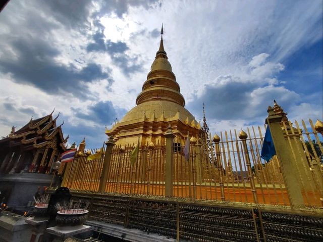 พระธาตุเก่าแก่ คู่เมืองหริภุญชัย และดินแดนล้านนา