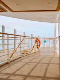 Exploring Serenade of the Seas 🌊