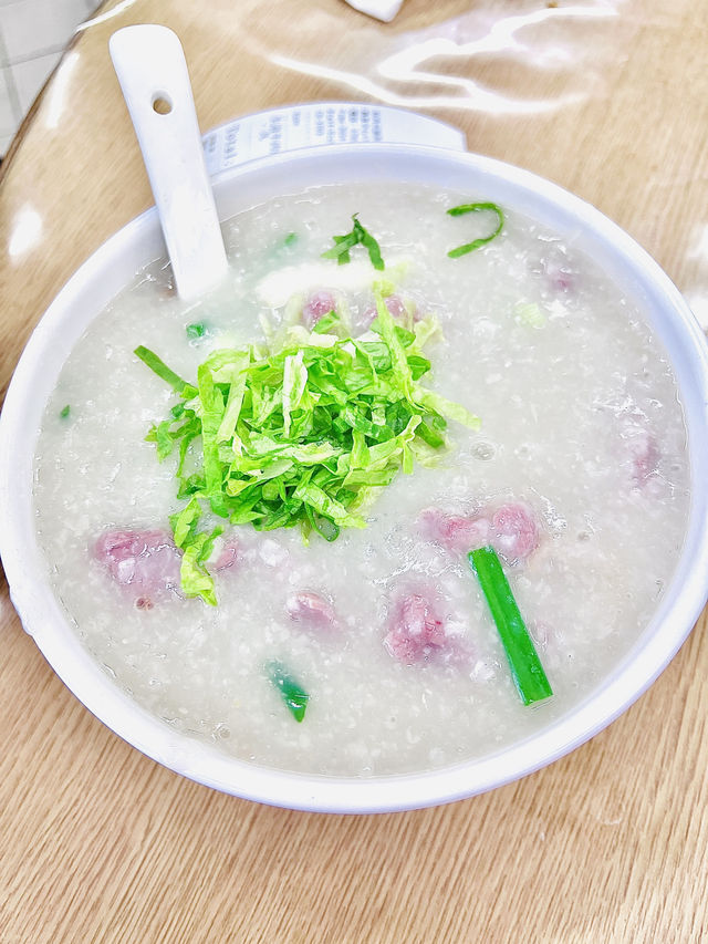 ［香港食記］妹記生滾粥-香港老字號廣東生滾粥🥣😋