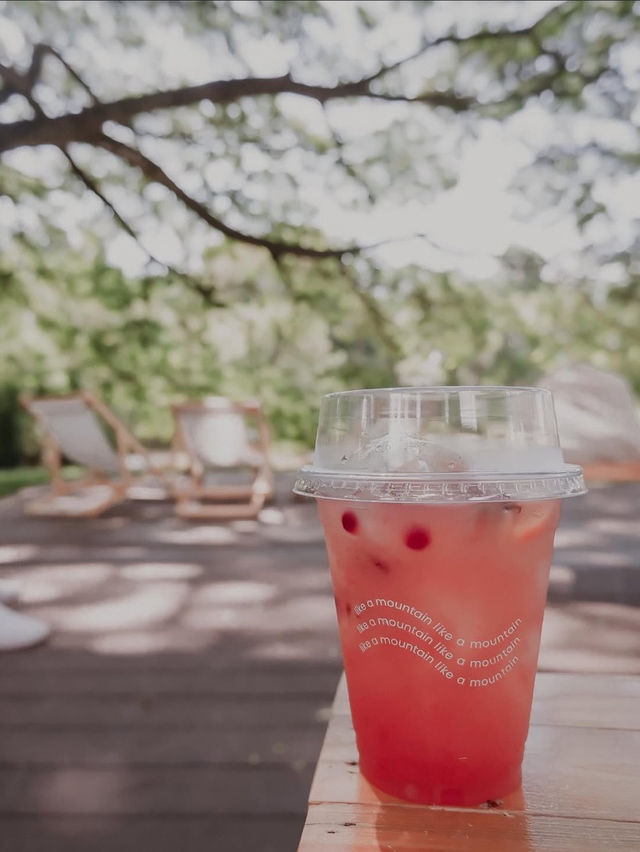 Like a mountain : คาเฟ่เขาใหญ่ มีสวนและน้ำ 🌿