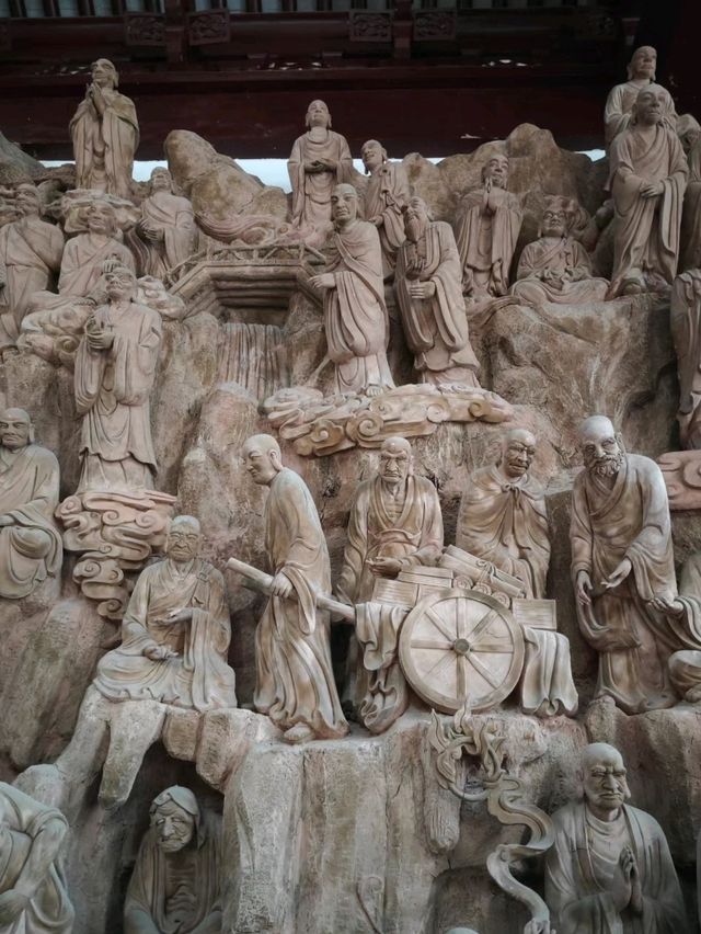 Mingyue Temple: Showcasing Traditional Skills of Water Town Women