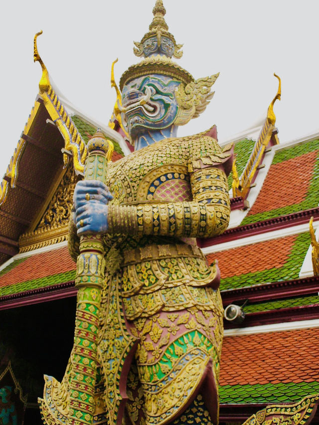 Wat Phra Chetuphon: A Sacred Sanctuary in the Heart of Bangkok