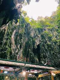 Mesmerizing Limestone Wonder at Batu Caves Temple